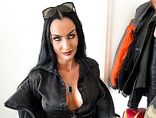 Sidney Dark: Tattooed Slut Doesn't Want To Date She Wants To Fuck