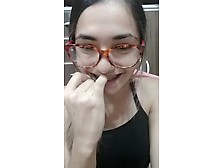 Live da nerd novinha querendo pica