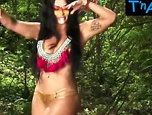 Carolina Rico Bikini Scene In Torzon Y Tanga (Mi Adorable Salvaje)