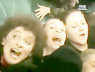 Naked on Stage-81 N6