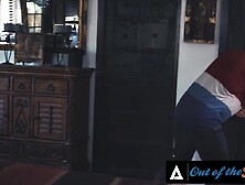 WITHOUT THE FAMILY - Lewd mother I'd like to fuck Has 3some With Her Stepfamily