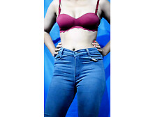 Nepali buda budi ko lyaam lyaam chikaai, puti padkaudai pachadi bata chikeko