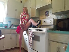 Naughty In My Hot Apron - Tacamateurs