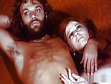 Lily Avidan & Tzila Karney in An American Hippie in Israel (1972)