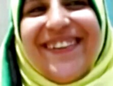 Desi neighbour Lusty aunty park sucking cock cheating