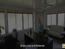 LOAN4K.  Une Danseuse Go-go Du Strip-bar Local Est Prête Pour un Prêt Sexuel