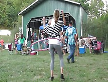 Beauty Hooping