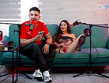 Manuela Muñoz Tiene Multiples Orgasmos Con Su Lush - Crispasquel - 40Grados