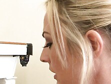 Sporty blonde Milf with perfect tits want the huge BBC