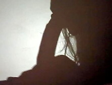 Deliciosa mamada en la oscuridad colombiana puta con garganta profunda