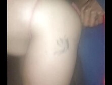 Comendo a dona da festa na frente dos convidados