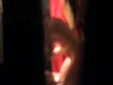 Te gusta espiar por la ventana?