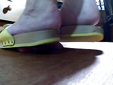 BIG BODIED WOMAN SCHOLLS & BAREFOOT DONG CRUSH WITH JIZZ SHOT two