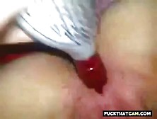 Nerdy amateur masturbates with hairbrush
