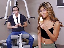 Clara Trinity Massage: Blowjob, Doggy & Cowgirl Porn