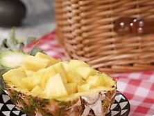 Stella Luxx needs batteries.  She can’t find them anywhere no matter where she looks.  Just as she finds the batteries,