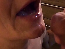 Sperm &ndash; Horny MILF gets the juice