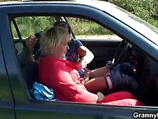 Old slut gives head in the car then doggystyled