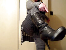 Stroke To My Leather Boots - Tacamateurs