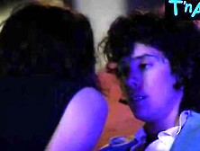 Mishel Prada Lesbian,  Breasts Scene in Vida