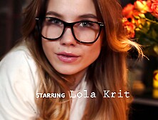 Happy Girl - Lola Krit