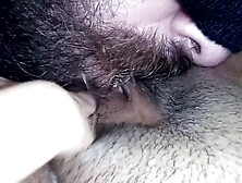 nginunguya ang aking pink na puk, pagdila sa aking matigas na clit, bulalas ng kasiyahan sa iyong dila