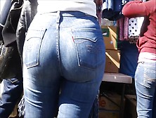 Candid Booty 40