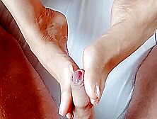Selenas Beautiful Naked Close Up Footjob
