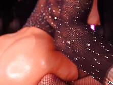 Sexy Babe's Dildo Ride And A Thrilling Ass Shaking