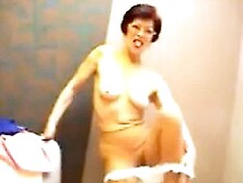 Very old Granny does stript and masturbate