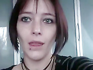 Sturmfreie Hutte schamlos ausgenutzt