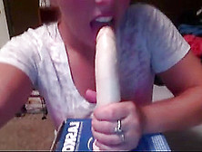 Wisconsin Webcam College Girl Attention Whore Curling Iron And Dildo