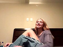 -[2022-12-21]-Vibe-with-me!-720p-(source)-6UhCv5Zk