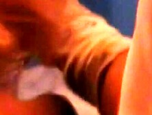 Amateur babe sucks dick