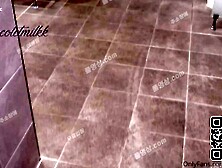 Korean Twitters #Uub892 Facesitting Fun in Public Restroom