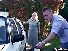 Wife catches 'em banging outdoor