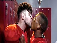 Intogaysex - Athletic Black Stud Barebacks Ir Bf In Sportive Locker Room