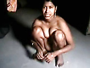 Indian porn hotty caught bare with oldman on web camera