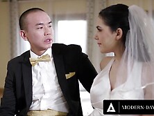 Modern-Day Sins - Groomsman Assfucks Italian Bride Valentina Nappi On Wedding Day + Remote Booty-Plug