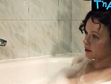 Thora Birch Sexy Scene In Train