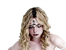 Elle Fanning,  Jena Malone,  Bella Heathcote and Abbey Lee nak