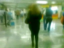 Madura bien culona en leggings negros