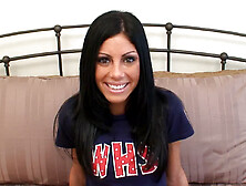 Super arousing teenage with a fit body gives an amazing sucking cock