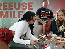 Horny Milf Paisley Porter And Her Freeuse Stepfamily Do Some Christmas Bonding